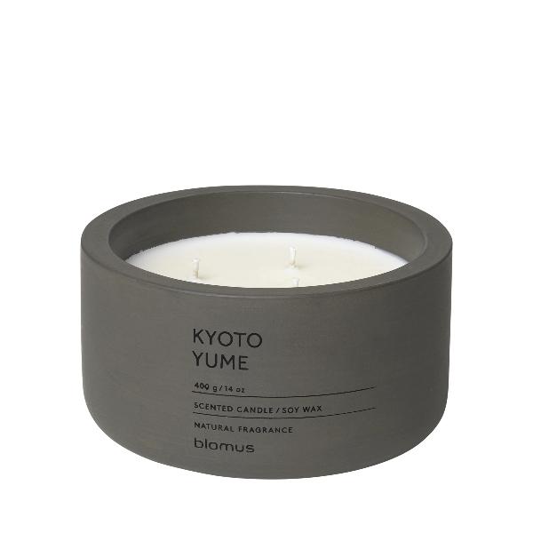 Scented Candle in Concrete Container - 3 Wick - Tarmac