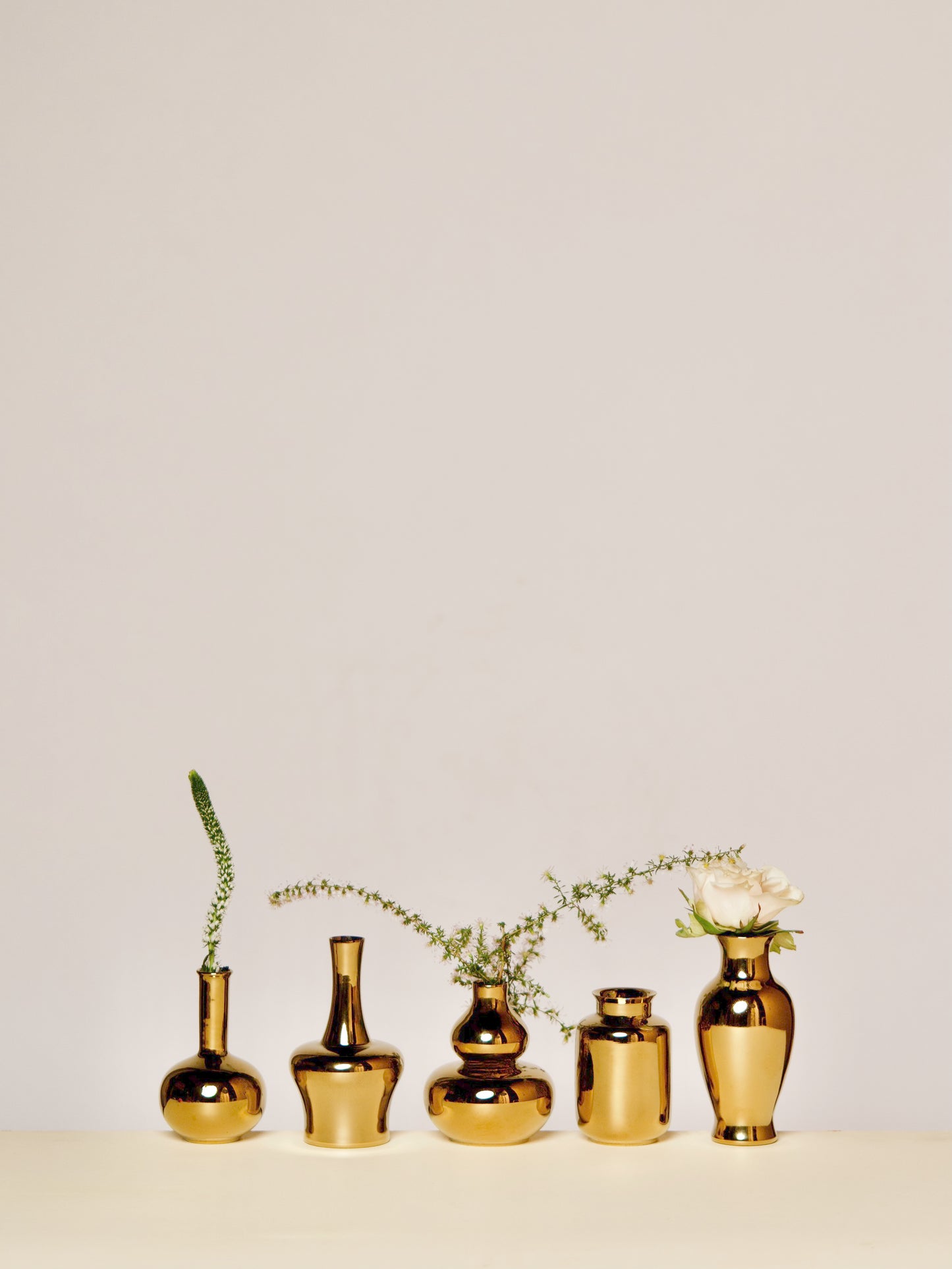 METALLIC GOLD MINI VASE