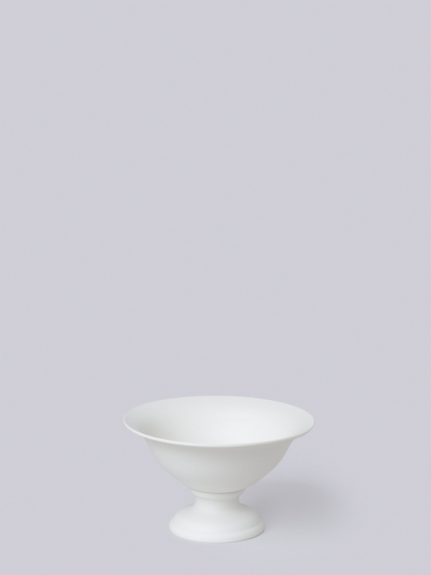 FOOTED VASO (BISQUE)