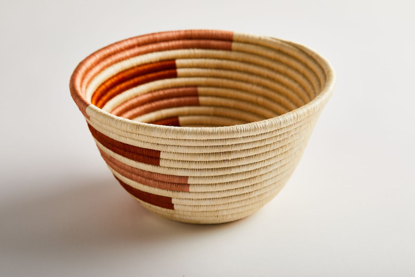 Boyaca Fruit Bowl (2 colors)