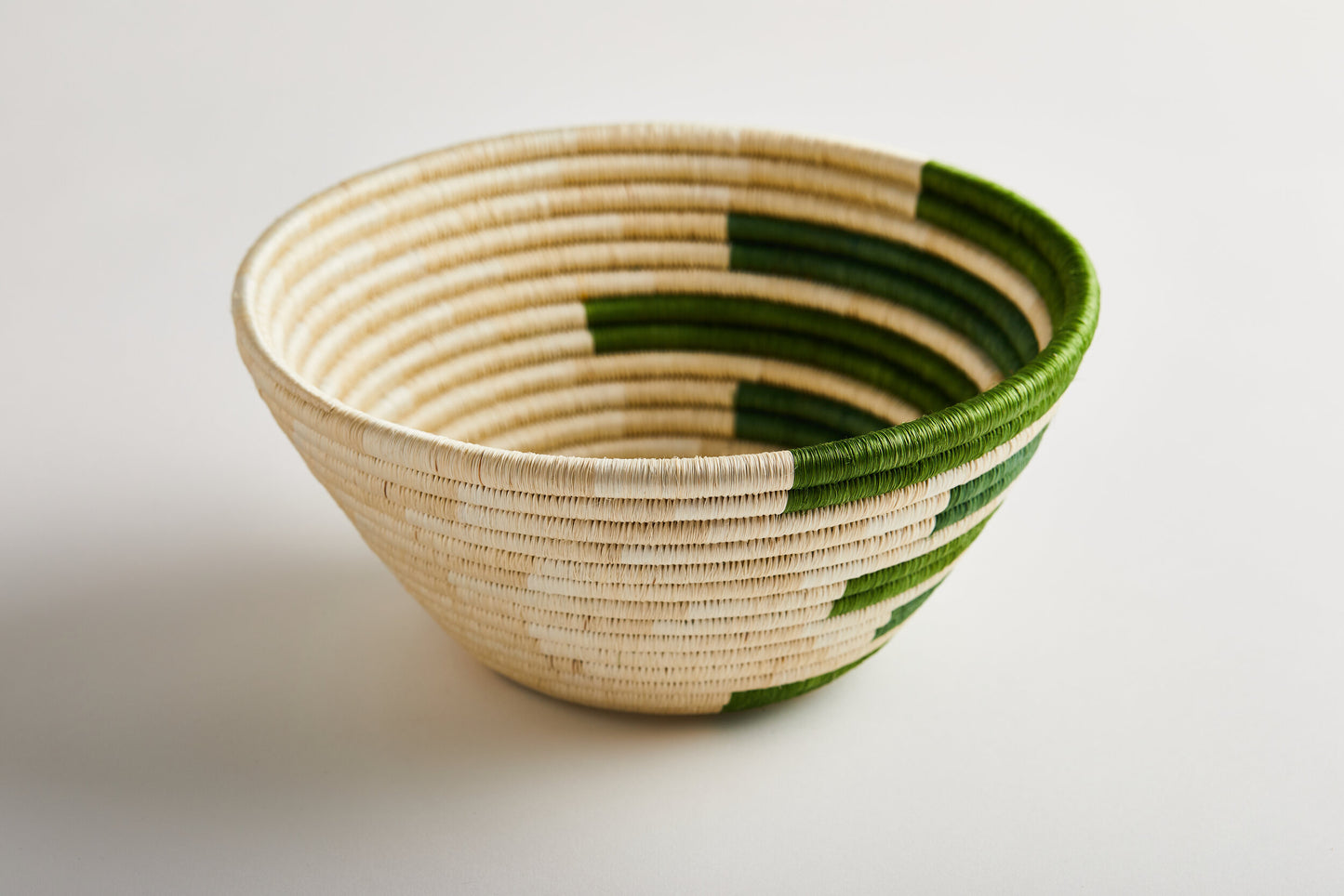 Boyaca Fruit Bowl (2 colors)